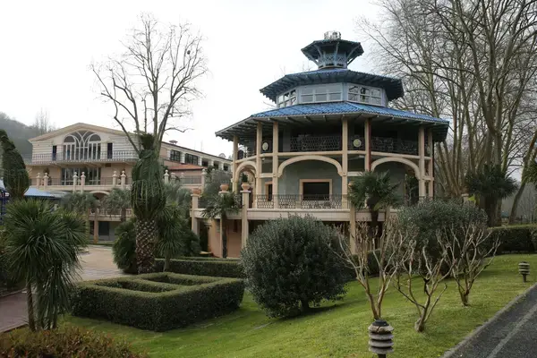 Abri Piscine Rétractable Spécialiste abri de piscine Cambo-les-Bains