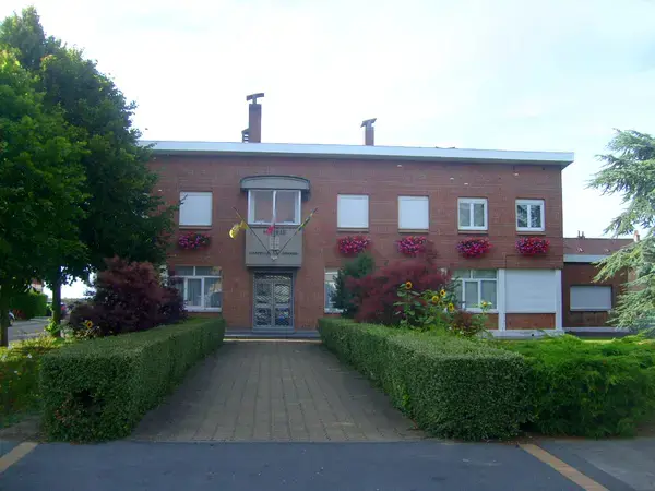 Abri Piscine Rétractable Spécialiste abri de piscine Cappelle-la-Grande