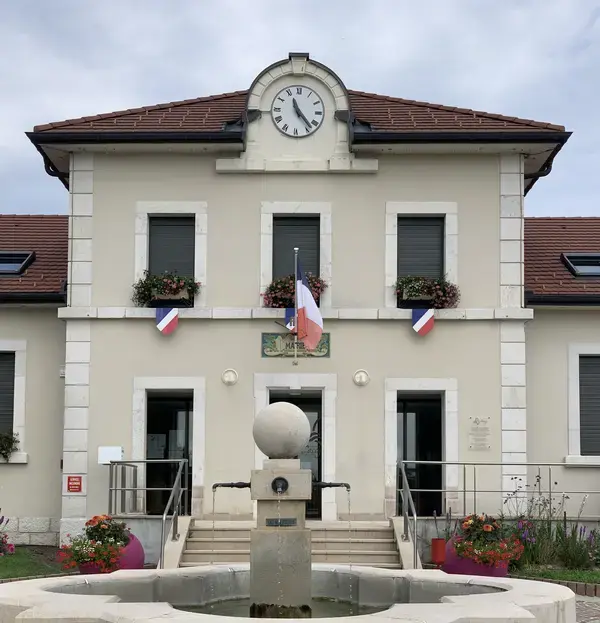 Abri Piscine Rétractable Spécialiste abri de piscine Cessy