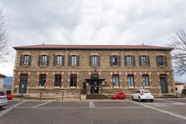 Abri Piscine Rétractable Spécialiste abri de piscine Clonas-sur-Varèze
