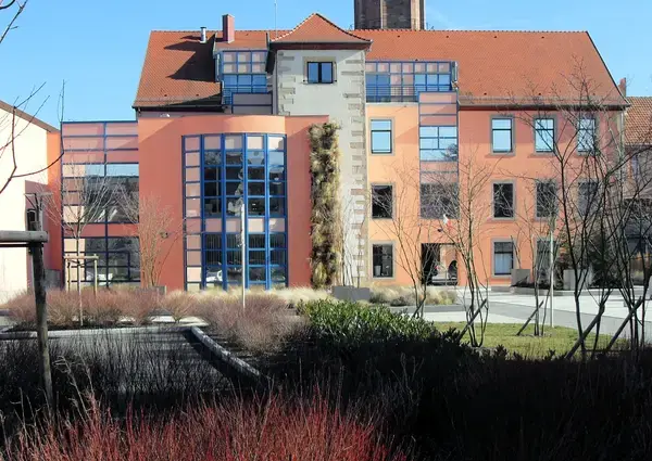 Abri Piscine Rétractable Spécialiste abri de piscine Ensisheim