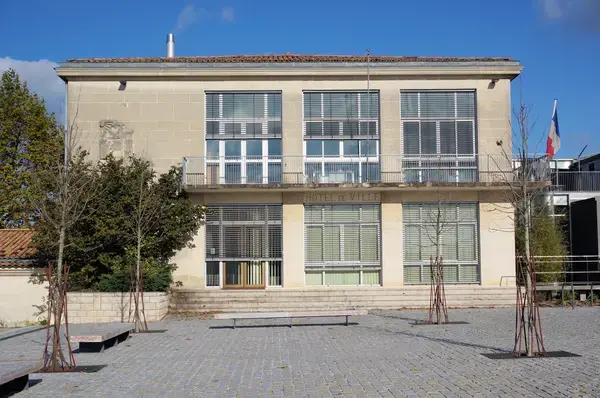 Abri Piscine Rétractable Spécialiste abri de piscine Eysines