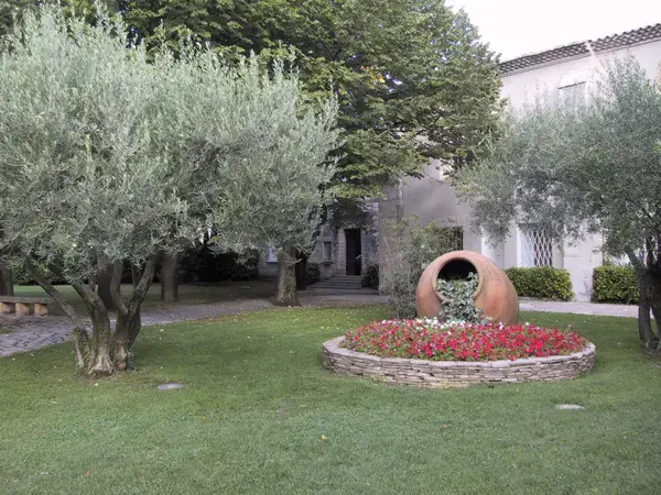 Abri Piscine Rétractable Spécialiste abri de piscine Garons