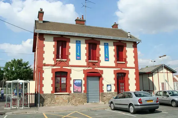 Abri Piscine Rétractable Spécialiste abri de piscine Limay