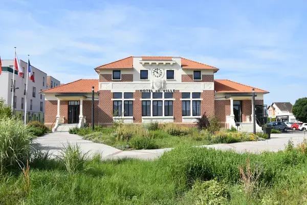 Abri Piscine Rétractable Spécialiste abri de piscine Longueau