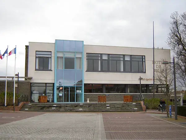 Abri Piscine Rétractable Spécialiste abri de piscine Neuville-en-Ferrain