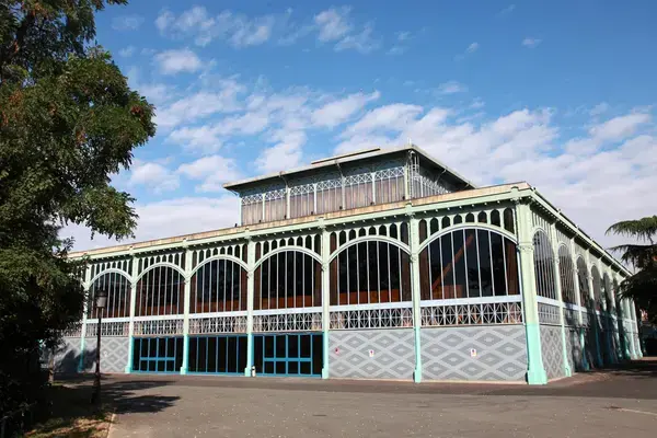 Abri Piscine Rétractable Spécialiste abri de piscine Nogent-sur-Marne