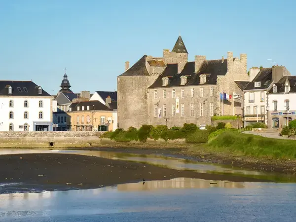 Abri Piscine Rétractable Spécialiste abri de piscine Pont-l'Abbé