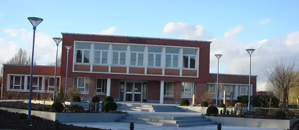 Abri Piscine Rétractable Spécialiste abri de piscine Roost-Warendin