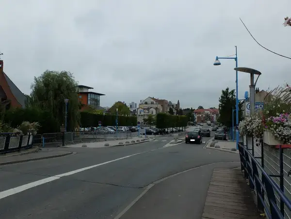 Abri Piscine Rétractable Spécialiste abri de piscine Saint-Laurent-Blangy