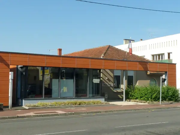 Abri Piscine Rétractable Spécialiste abri de piscine Soyaux