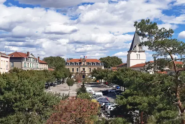 Abri Piscine Rétractable Spécialiste abri de piscine Vénissieux